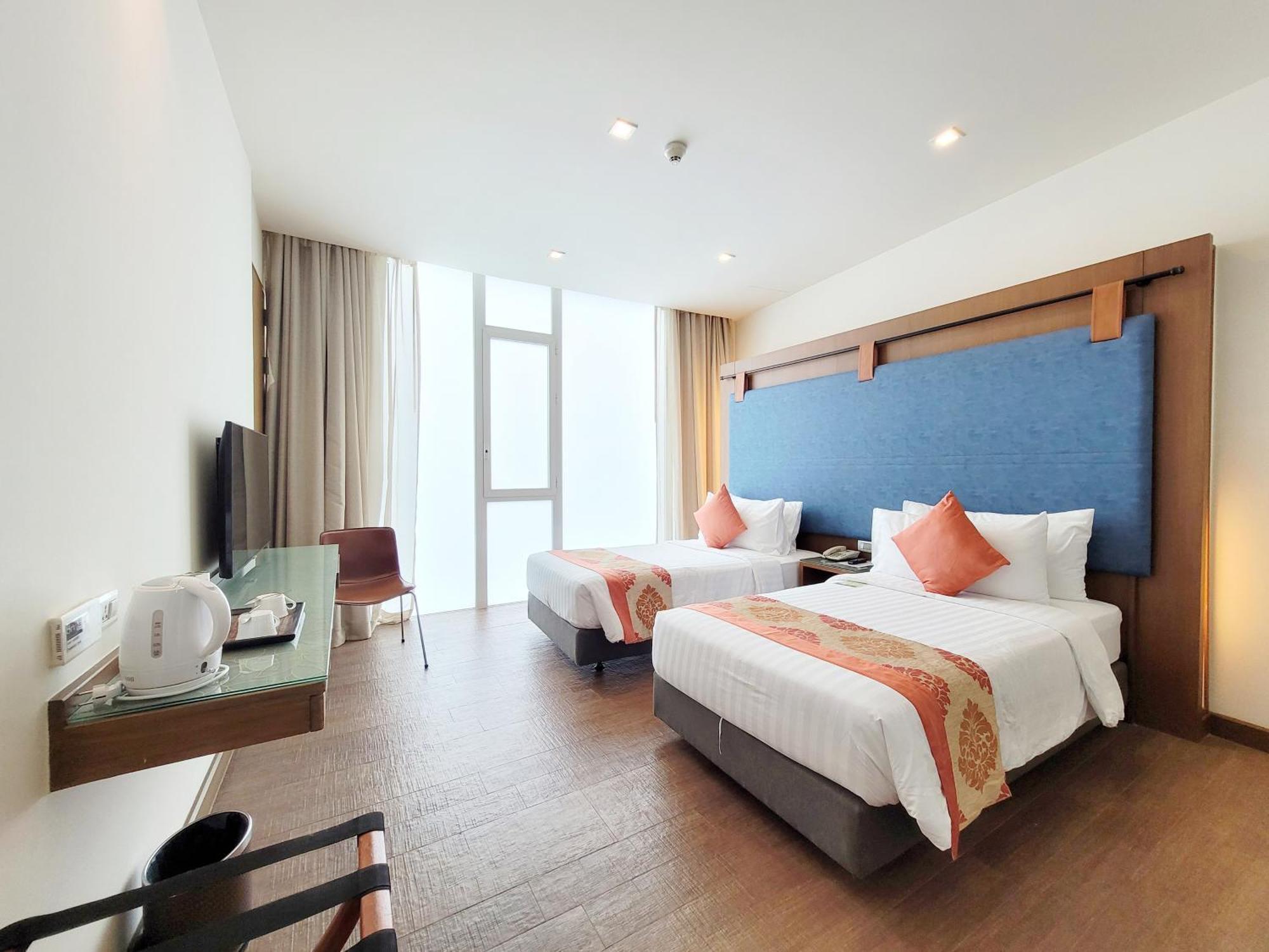 On 8 Sukhumvit Nana Bangkok By Compass Hospitality Otel Dış mekan fotoğraf