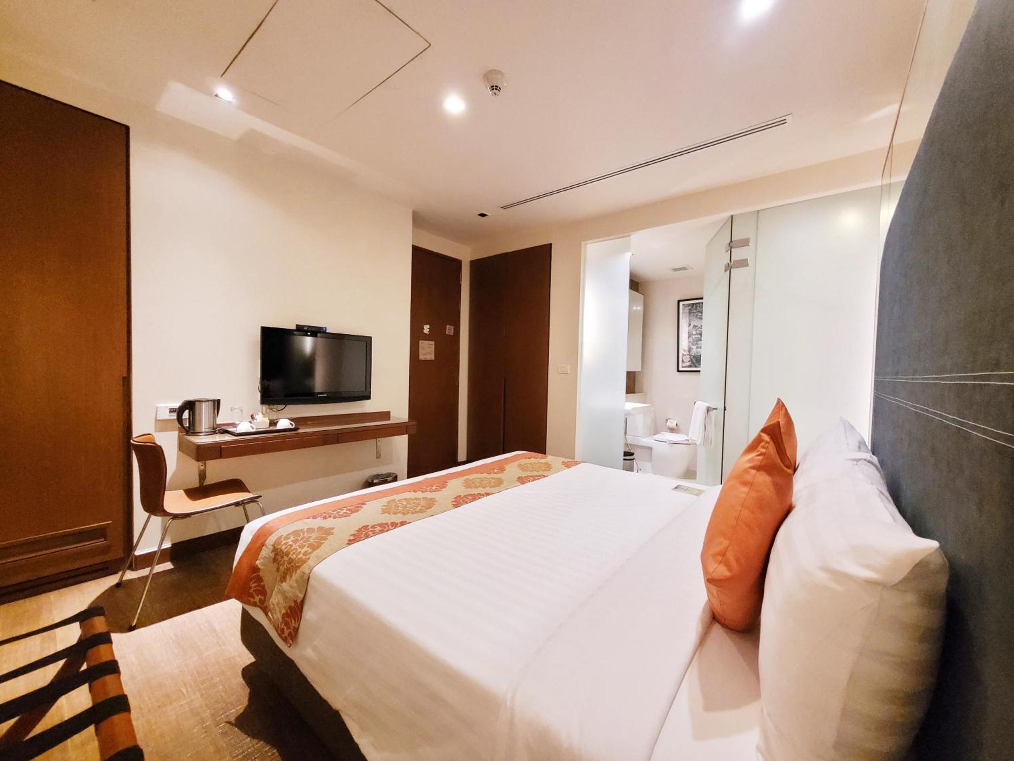 On 8 Sukhumvit Nana Bangkok By Compass Hospitality Otel Dış mekan fotoğraf