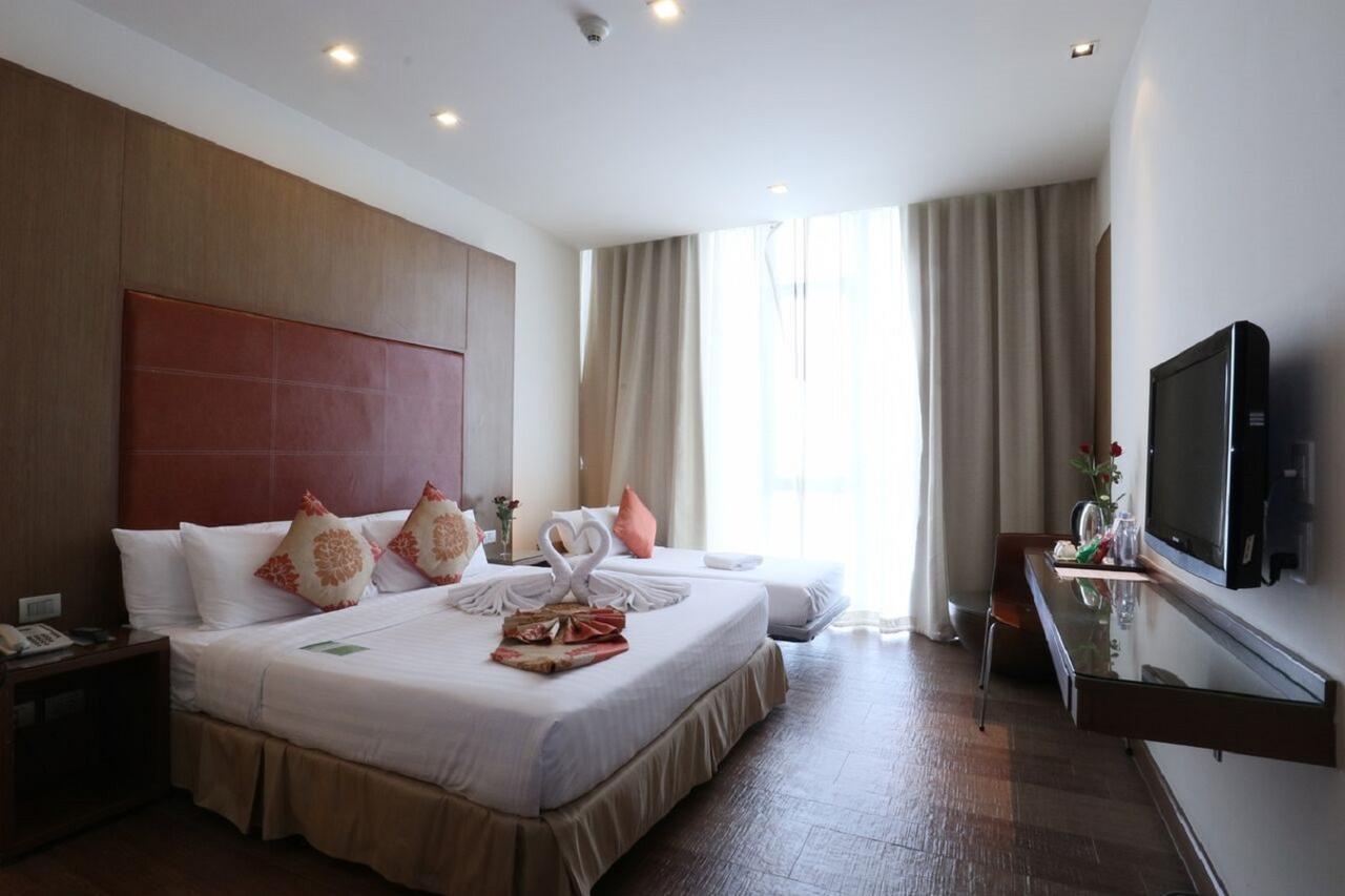 On 8 Sukhumvit Nana Bangkok By Compass Hospitality Otel Dış mekan fotoğraf